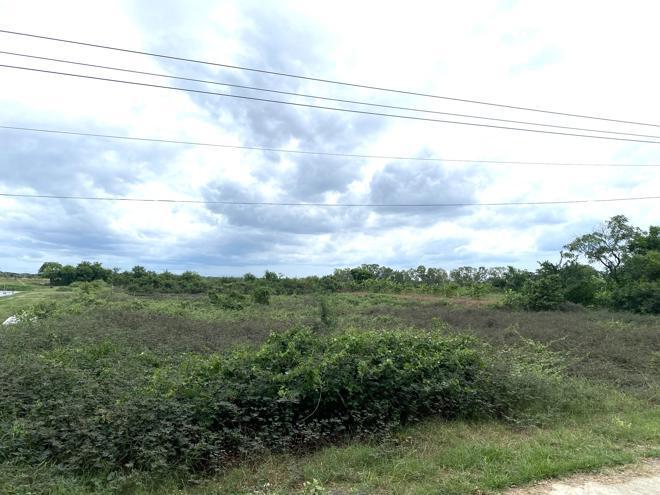 ที่ดินว่างเปล่าหลุดจำนอง ธ.ธนาคารกสิกรไทย นครปฐม เมืองนครปฐม ถนนขาด